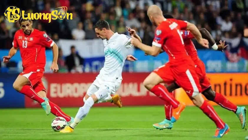 Slovenia sẽ có trận đấu khó khăn trước Thụy Sĩ.
