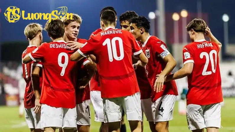 U17 Áo đang thể hiện sự khác biệt so với phần còn lại của bảng đấu.