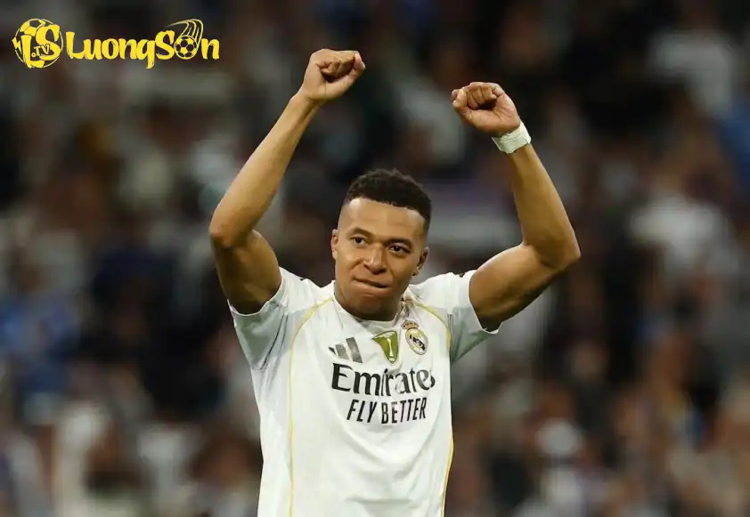 Đội trưởng tuyển Pháp lên tiếng xoa dịu tình hình tại Bernabeu lúc này Đội trưởng tuyển Pháp lên tiếng xoa dịu tình hình tại Bernabeu lúc này